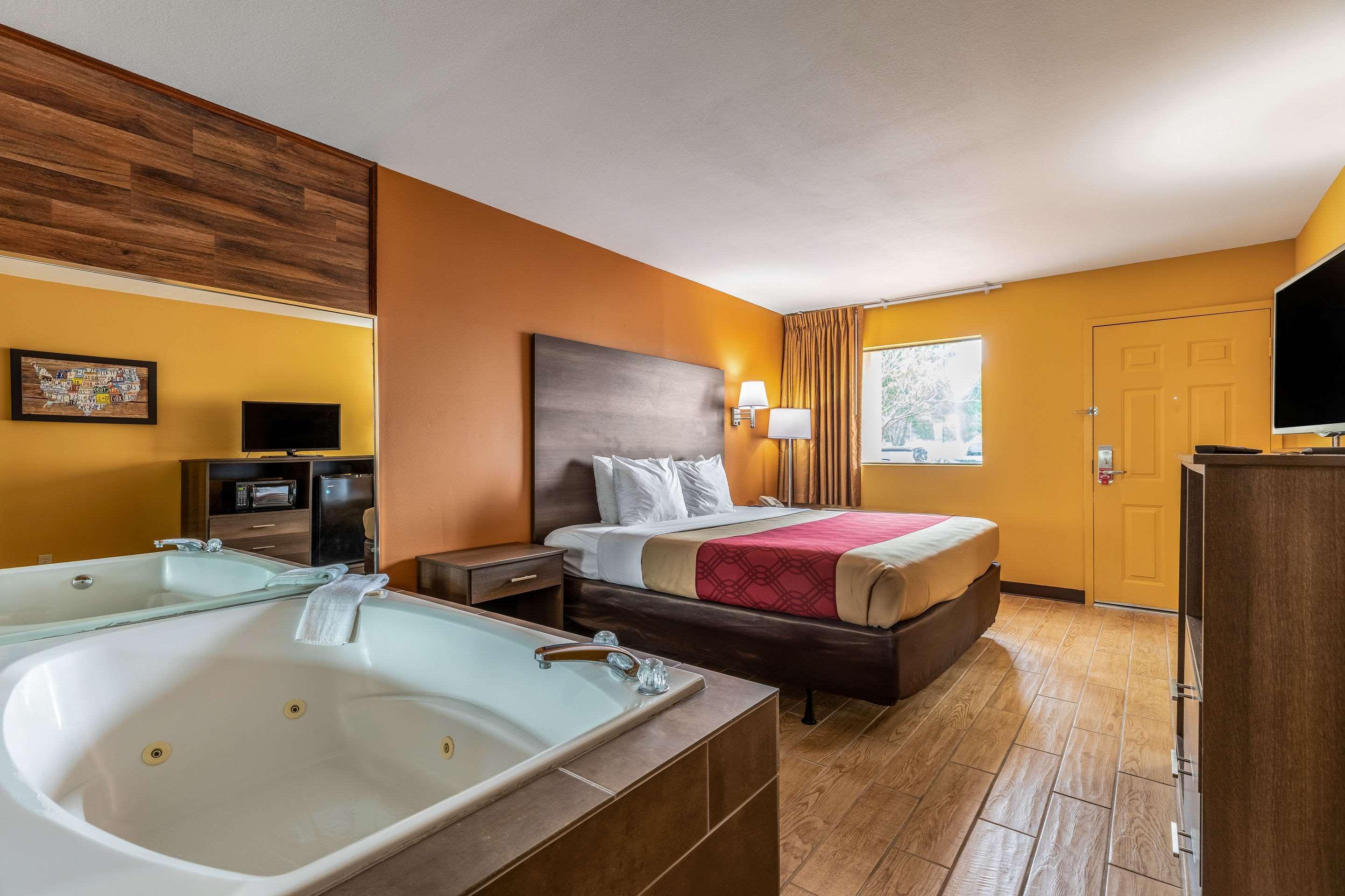Econo Lodge Кингсленд Экстерьер фото