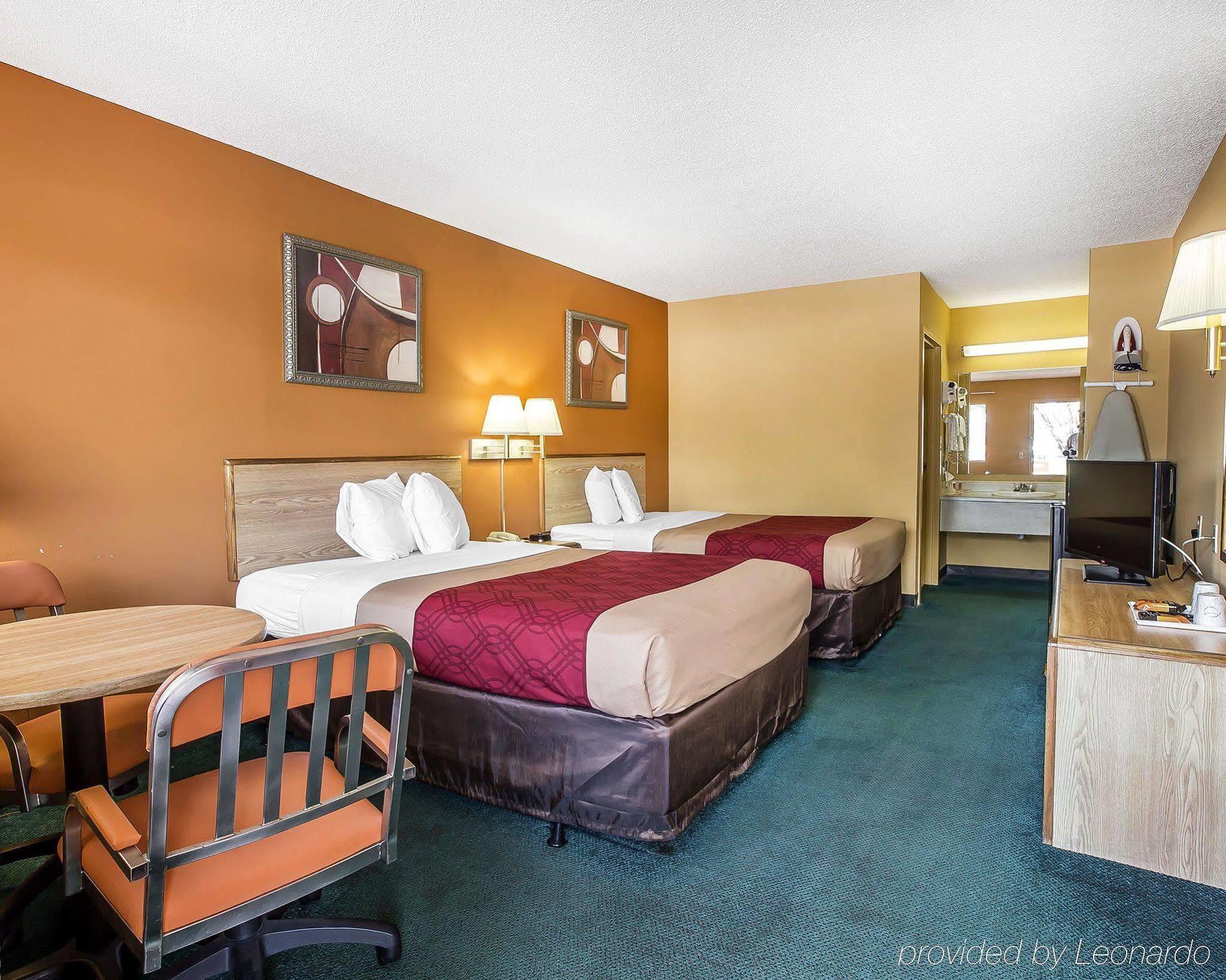 Econo Lodge Кингсленд Экстерьер фото